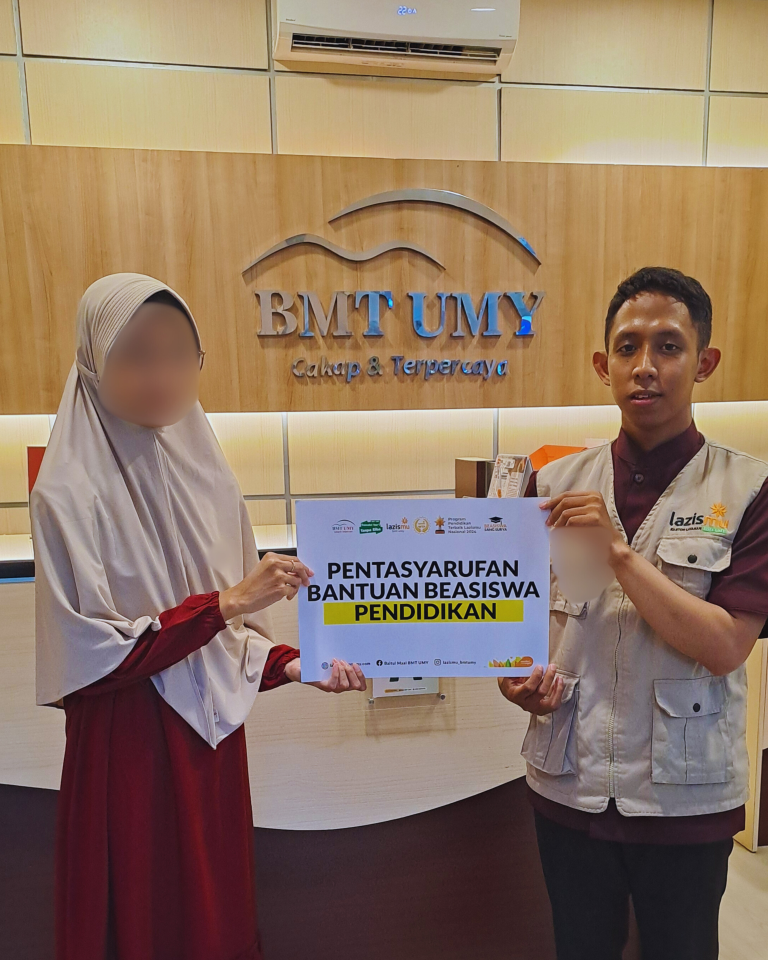 LANGKAH LEBIH RINGAN – Beasiswa Living Cost Disalurkan